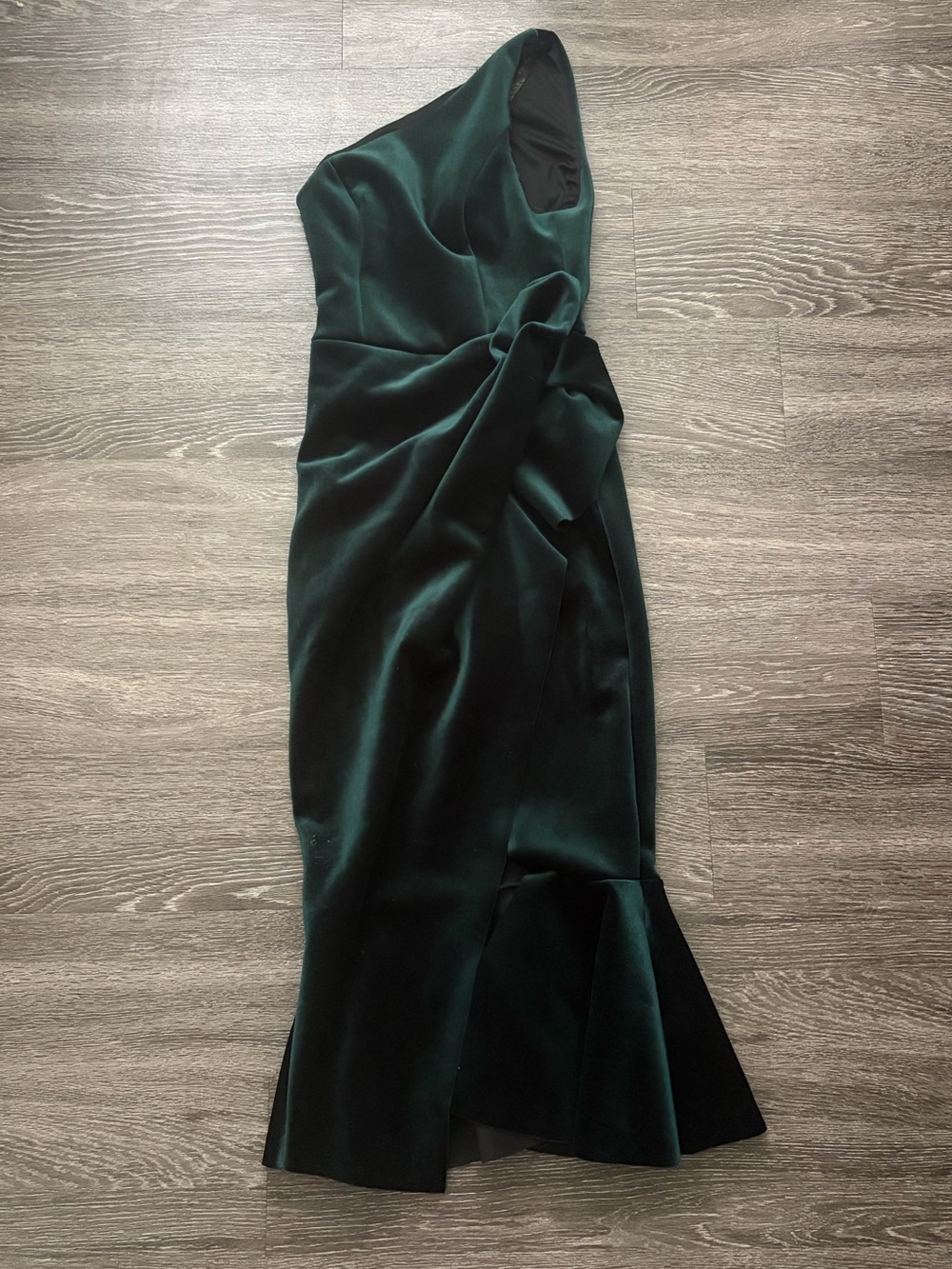 ASOS One-Shoulder Green Velvet Evening Dress with Side Slit